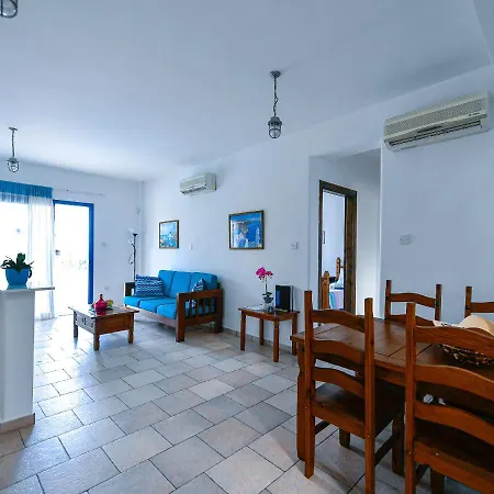 Villa Azzurro Holiday Athina By Sanders Peyia
